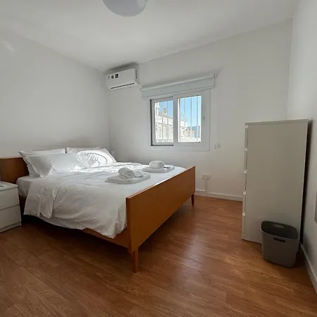 Business Никосия