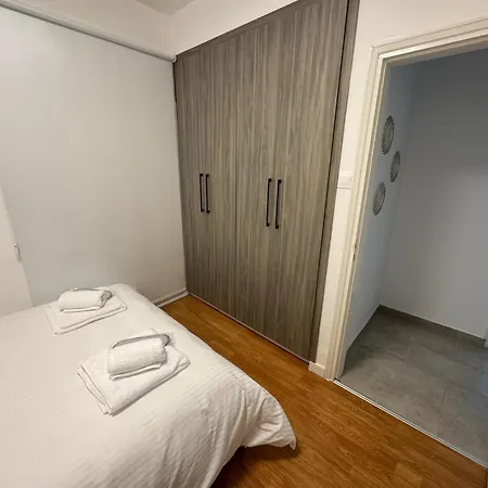 Apartment Business *